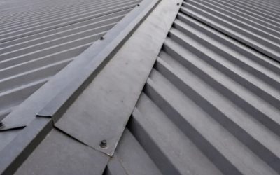 Soluciones eficientes en drenaje para cubiertas metálicas